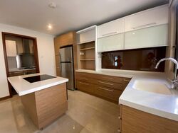 Lornie Road (D11), Terrace #466808611